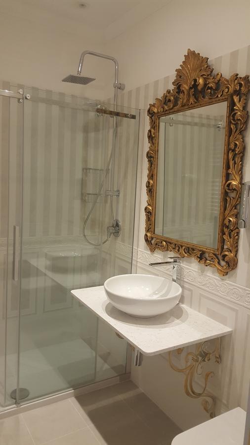 Impero Vaticano Suites Guest House Рим Екстериор снимка